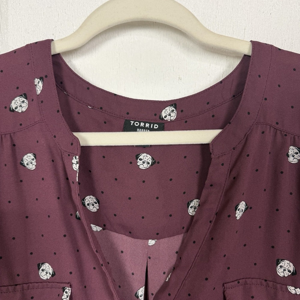 Torrid Harper Georgette Top Plus Size 2X Roll Tab Sleeves Bulldog Print Whimsy - Picture 2 of 15